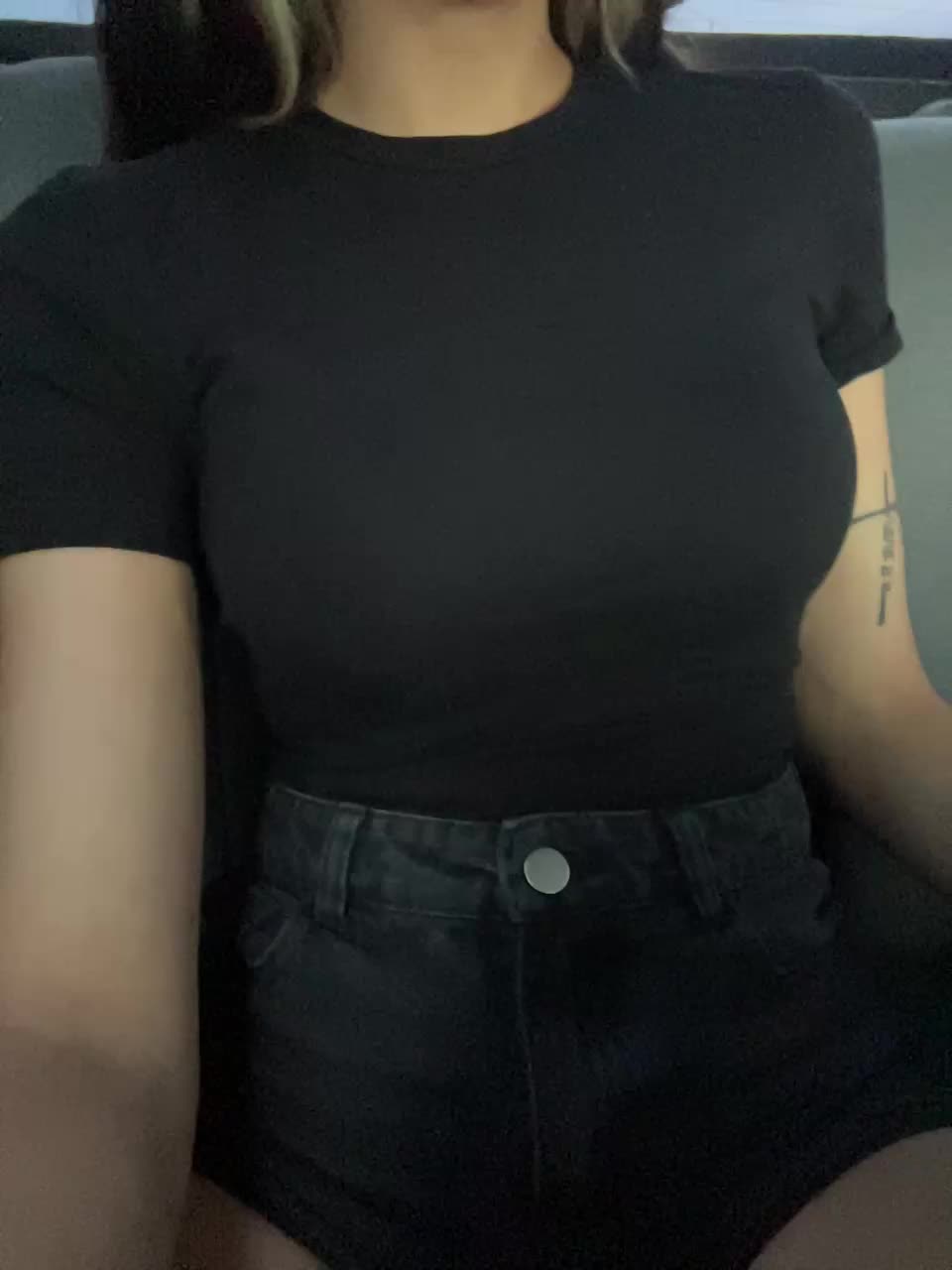 -Kiss-me-a Adult Chat July 28, 2025