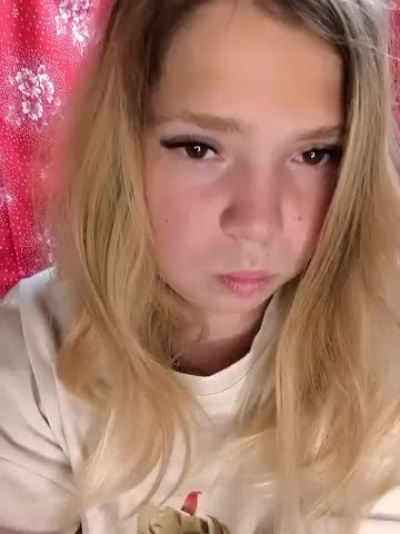 Zuli_Kiska Adult Chat July 29, 2025