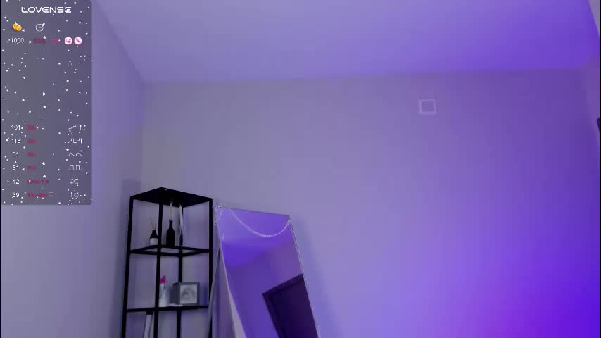 elfiecollins Adult Chat July 30, 2025