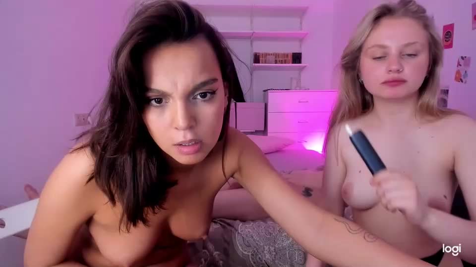 roshelle_xxx Adult Chat July 19, 2025