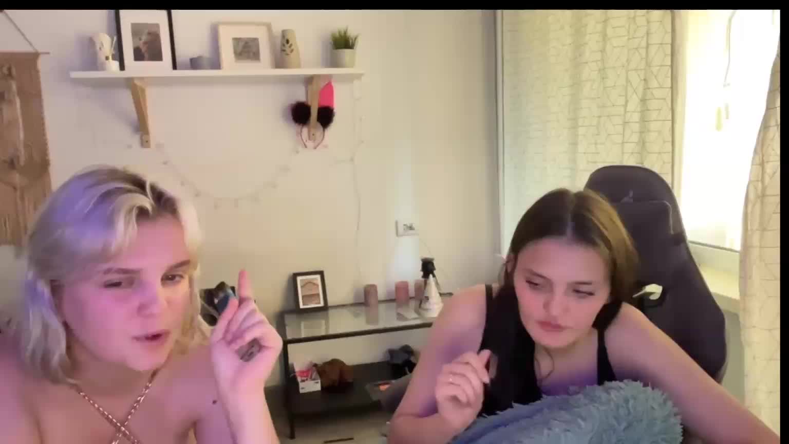 Love2loveKiss Adult Chat July 25, 2025