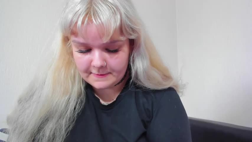 _CandyM1lky_ Adult Chat July 30, 2025