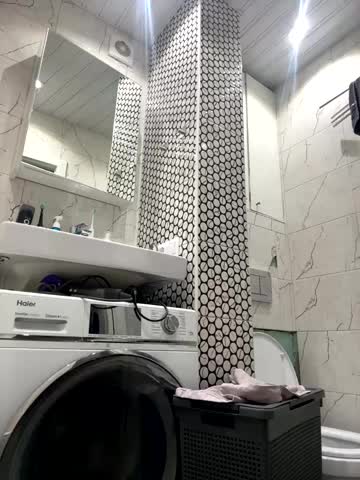 LindaRoyz Adult Chat July 30, 2025