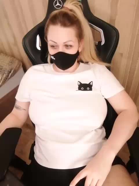 -Tiffany- Adult Chat July 23, 2025