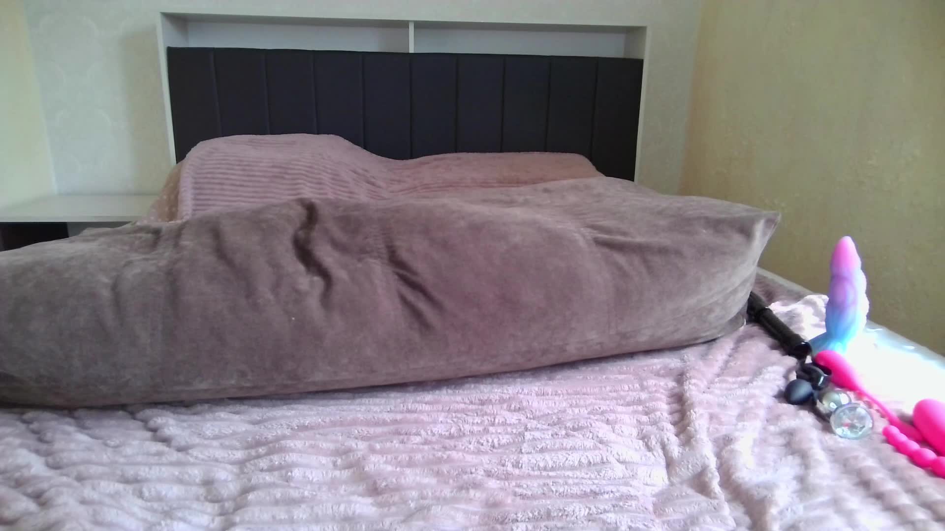 Adel0299 Adult Chat July 29, 2025