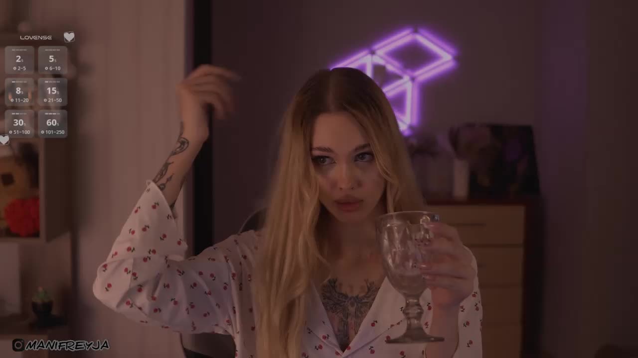 ManiFreyja Adult Chat July 30, 2025