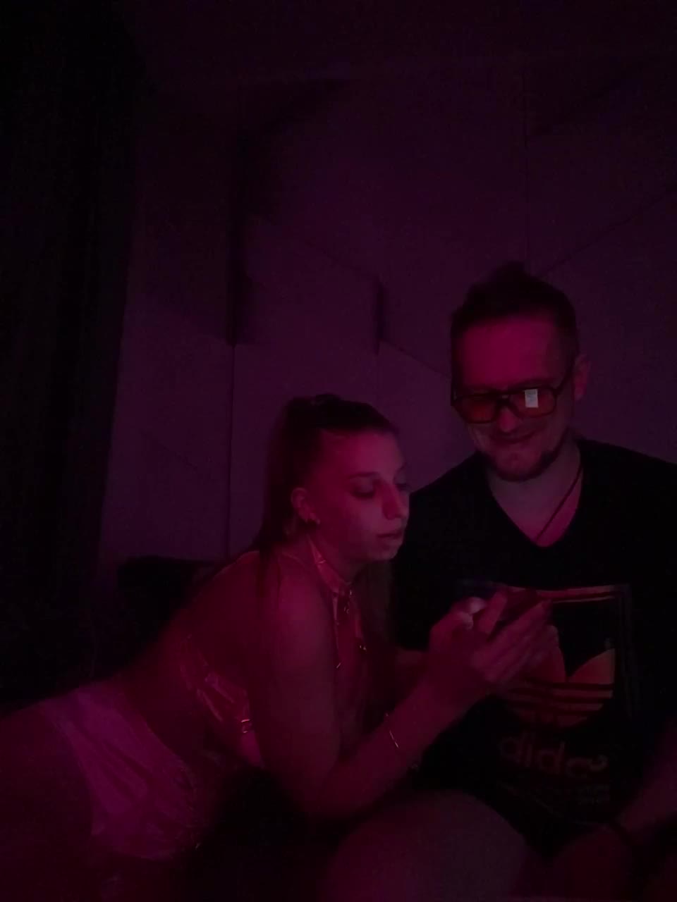 Mersedesbenz2 Adult Chat July 22, 2025