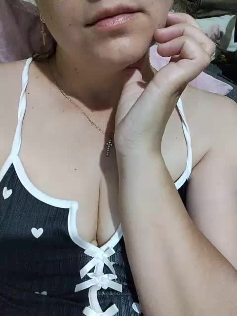 Vikki-vik Adult Chat July 30, 2025