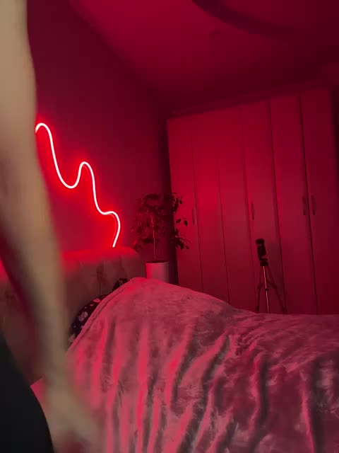 Klubnika13 Adult Chat July 30, 2025