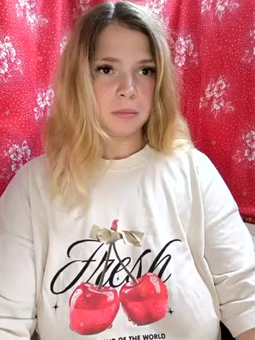 Zuli_Kiska Adult Chat July 17, 2025