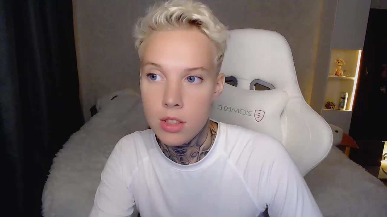 tezes Adult Chat July 30, 2025