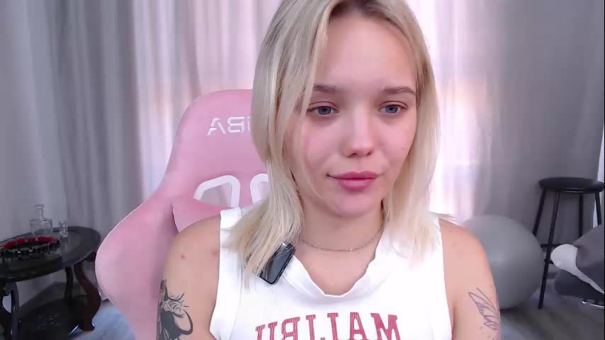 uki_meow246 Adult Chat July 20, 2025