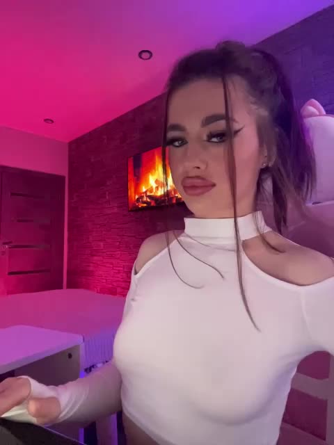 HotGirlEva Adult Chat July 30, 2025