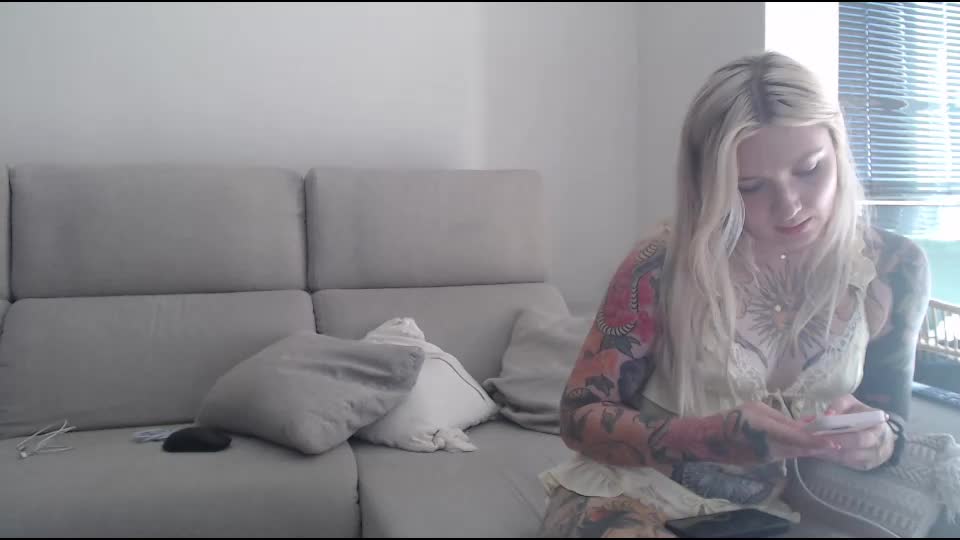 tattoobbgirl Adult Chat July 30, 2025