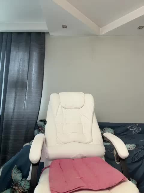 Eva-Bella Adult Chat July 30, 2025