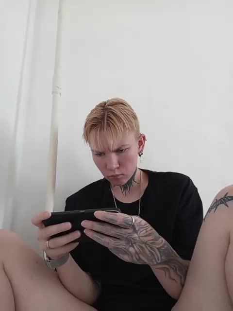 Zhenyya- Adult Chat July 30, 2025