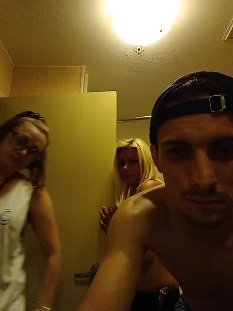 xPlayBandzx69 Adult Chat July 31, 2025