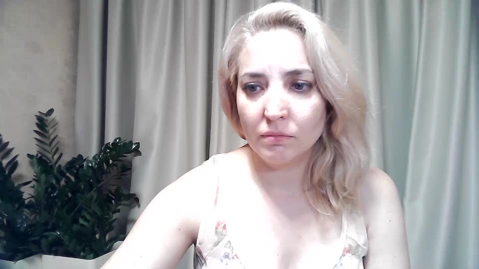 mariska-kiska Adult Chat July 31, 2025