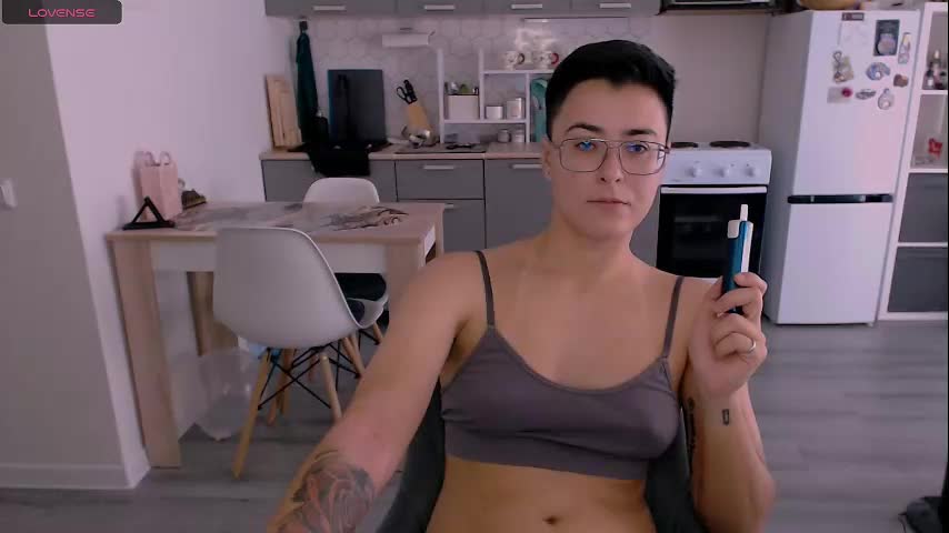 chloe_x_ Adult Chat July 16, 2025