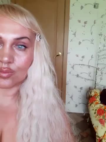 IsabellaBoni Adult Chat July 17, 2025