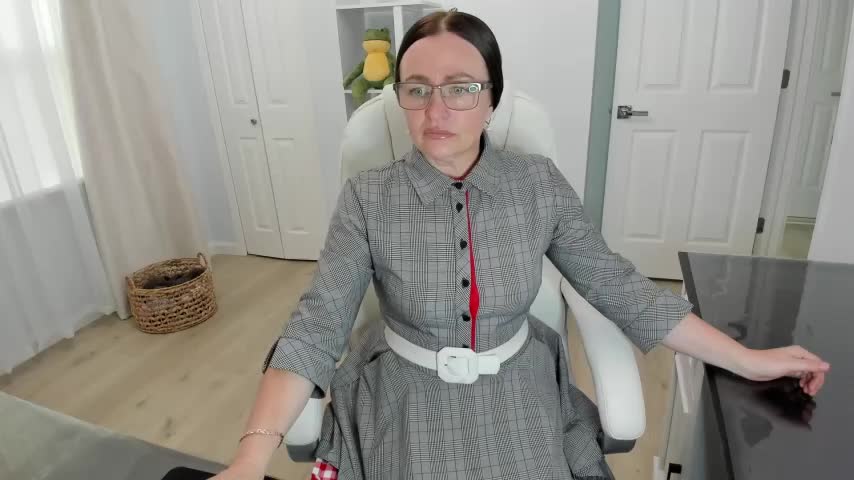 Vika73 Adult Chat July 15, 2025