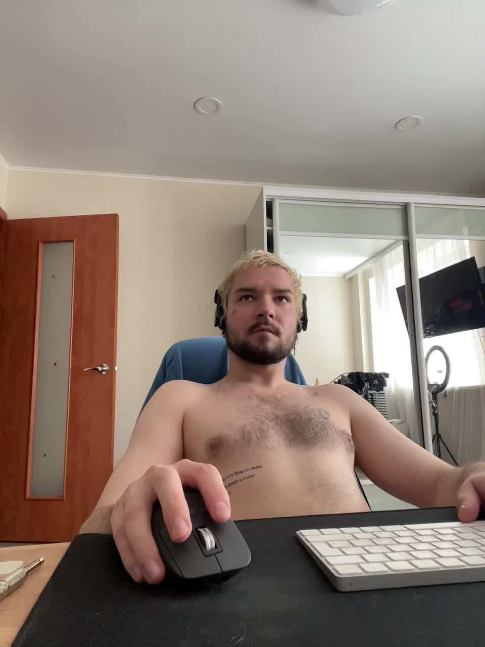 mimi1Meew Adult Chat July 31, 2025