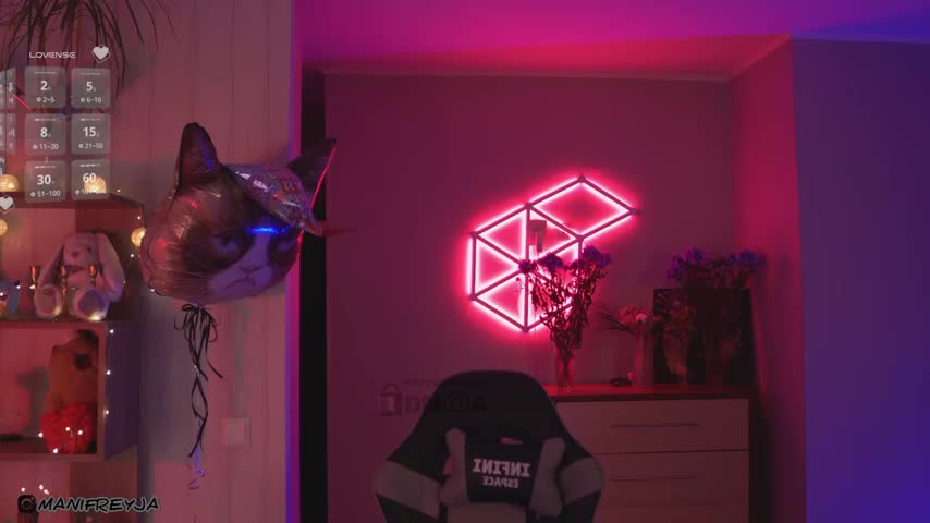 ManiFreyja Adult Chat July 14, 2025