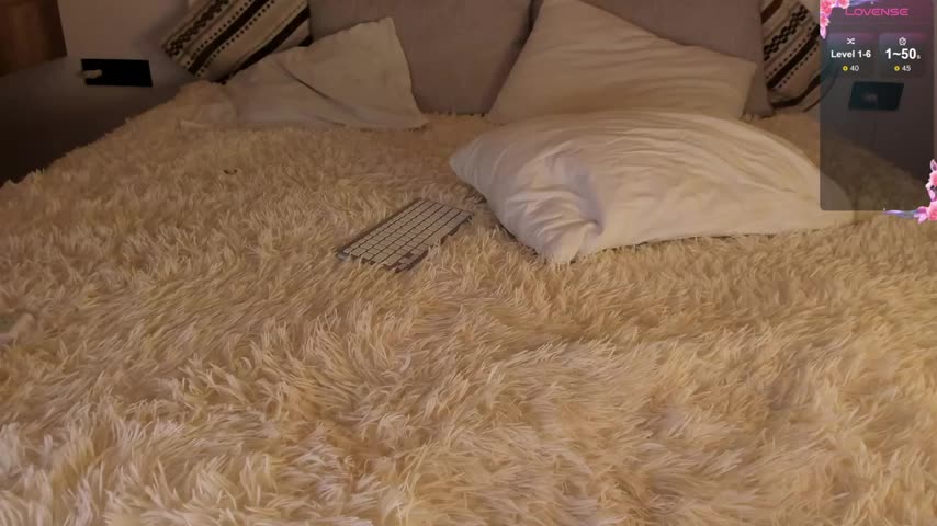 asian_girlfriend Adult Chat July 15, 2025