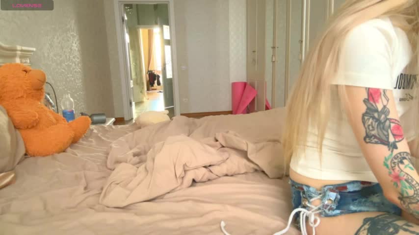 _BunnyDollStella_ Adult Chat July 18, 2025