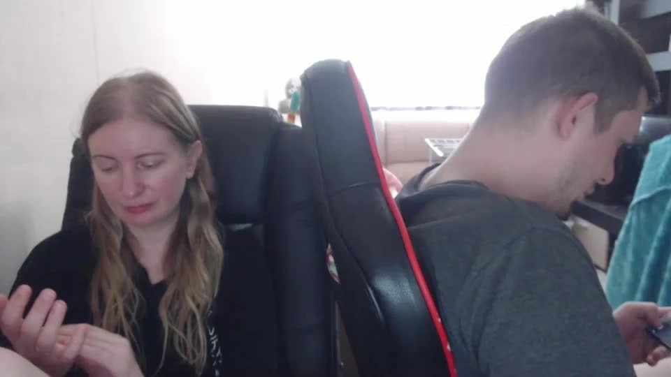 jenisandpeter Adult Chat July 31, 2025