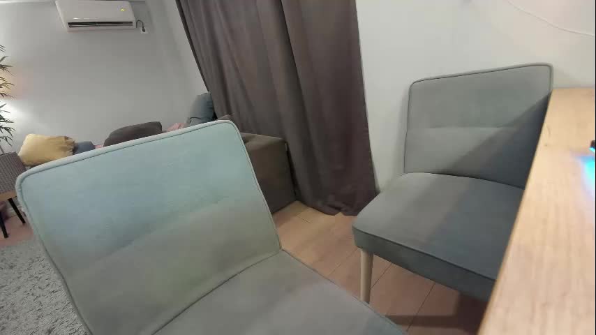 ehotlovea Adult Chat July 16, 2025