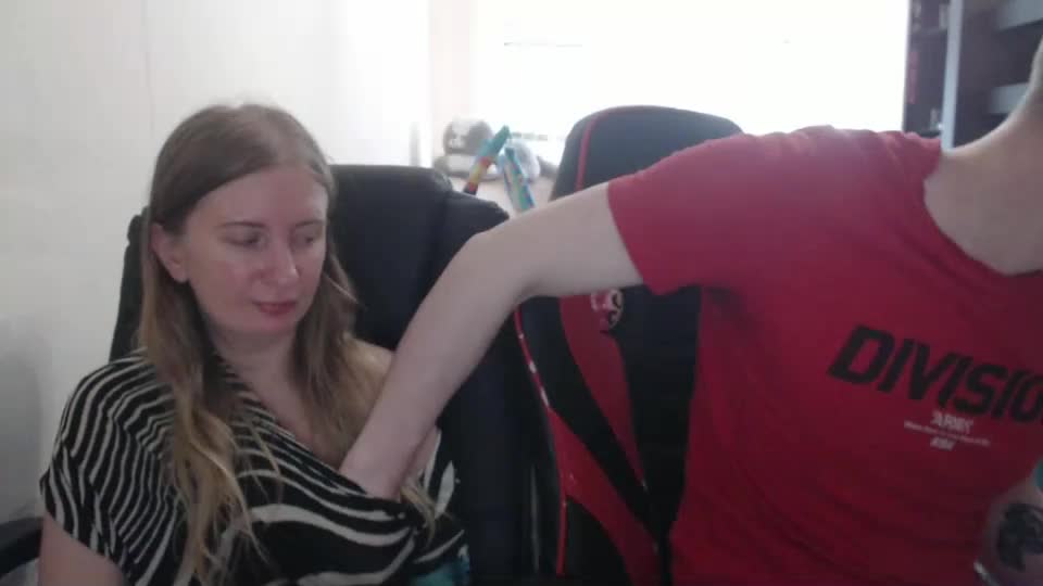 jenisandpeter Adult Chat July 31, 2025