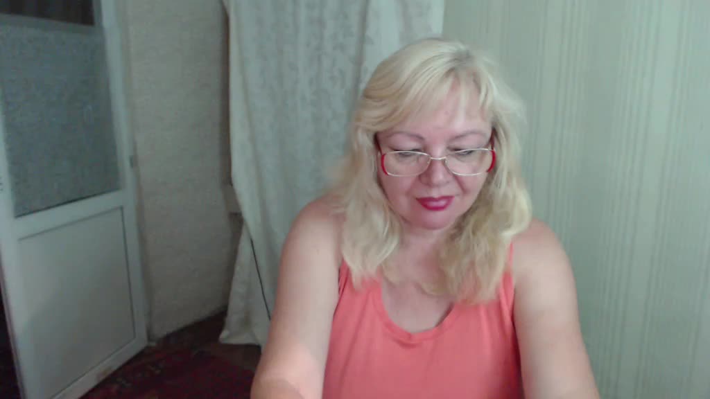 EvelynLoveShy Adult Chat July 24, 2025