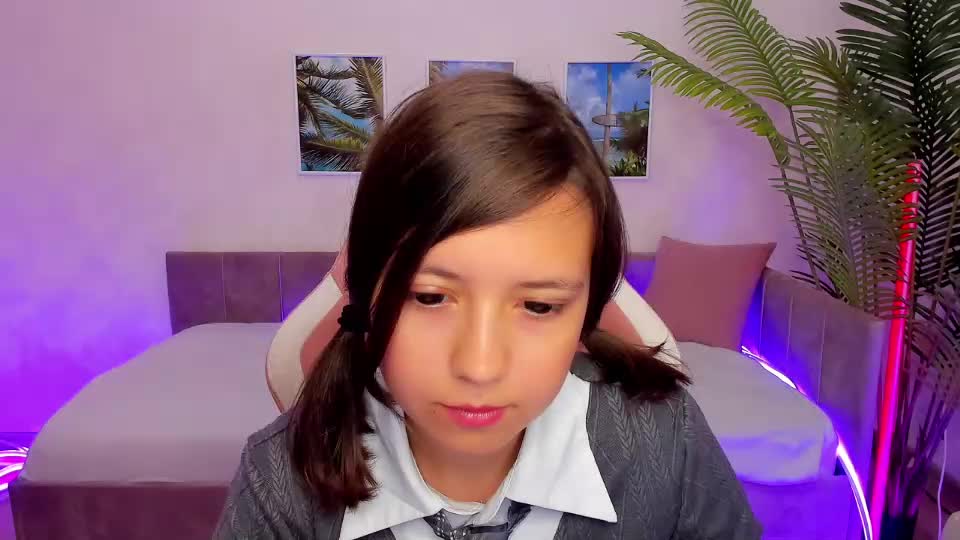 lina_brownie Adult Chat July 17, 2025