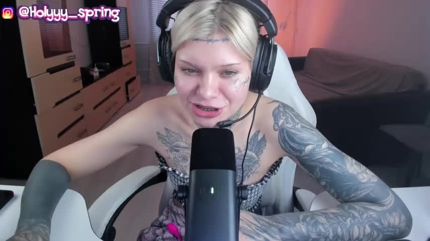 Lisa_lovelyyy Adult Chat July 13, 2025