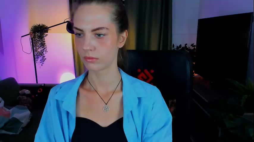 emilywiled Adult Chat July 19, 2025