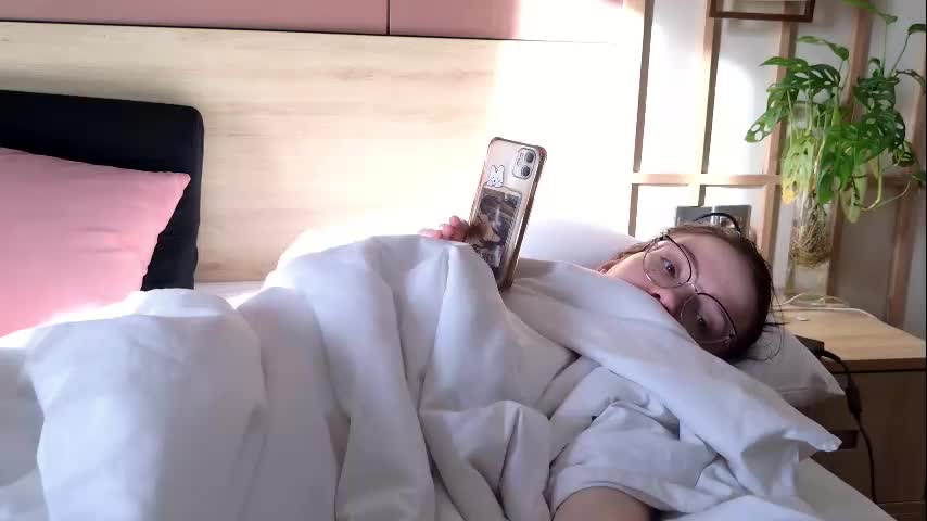 liya_still Adult Chat July 9, 2025