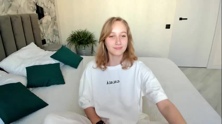 extra_wet_dry Adult Chat July 15, 2025