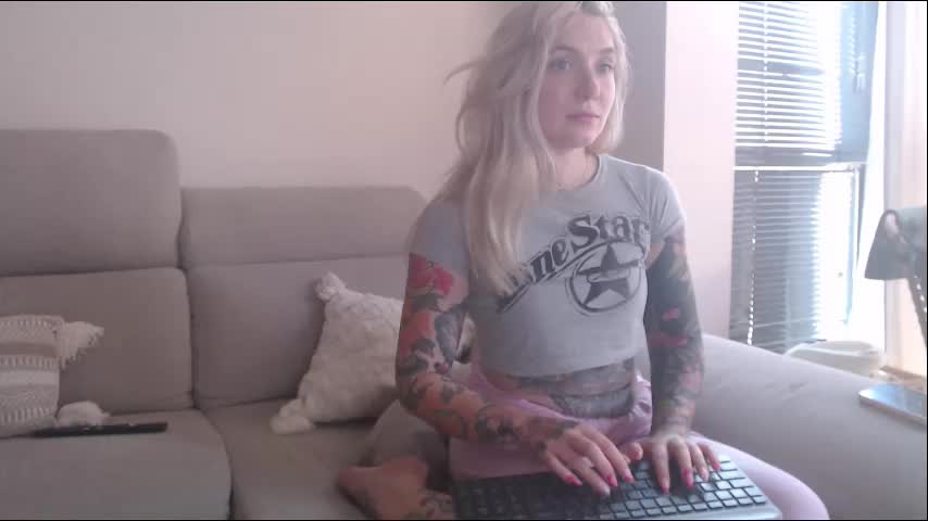 tattoobbgirl Adult Chat July 12, 2025