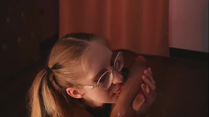 girl_i_am Adult Chat July 13, 2025