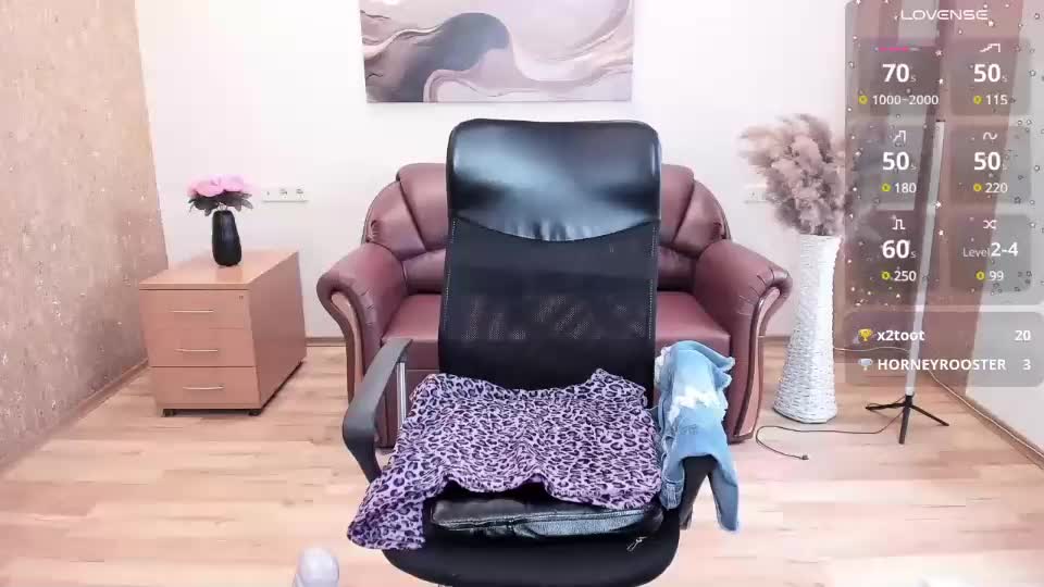 dana_haliti Adult Chat July 17, 2025