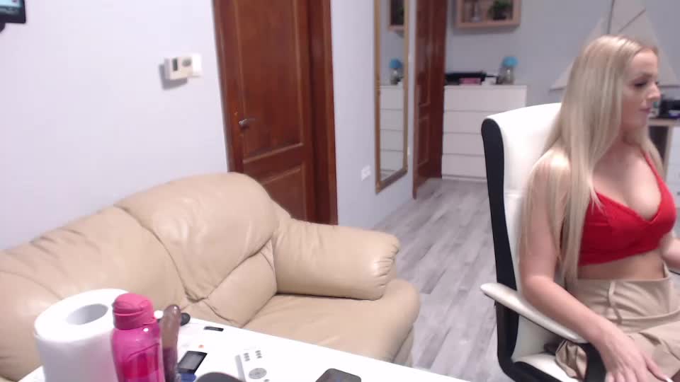 strawberry_333 Adult Chat July 25, 2025