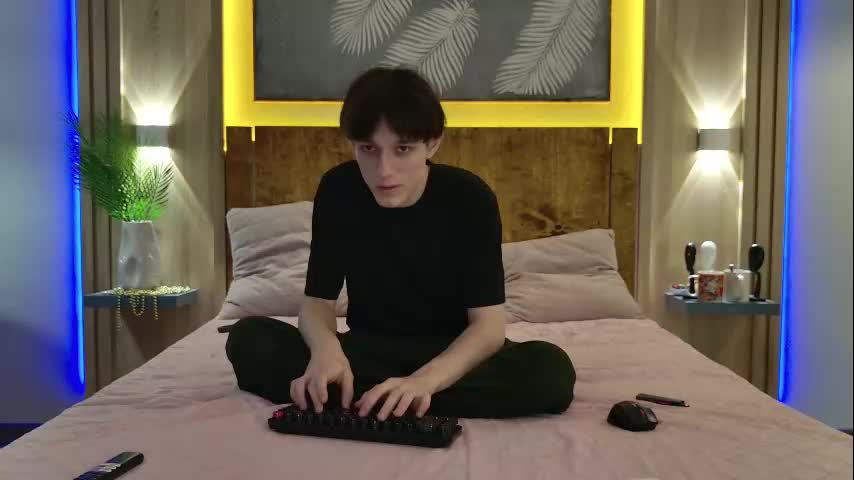 aurora_radiance Adult Chat July 9, 2025