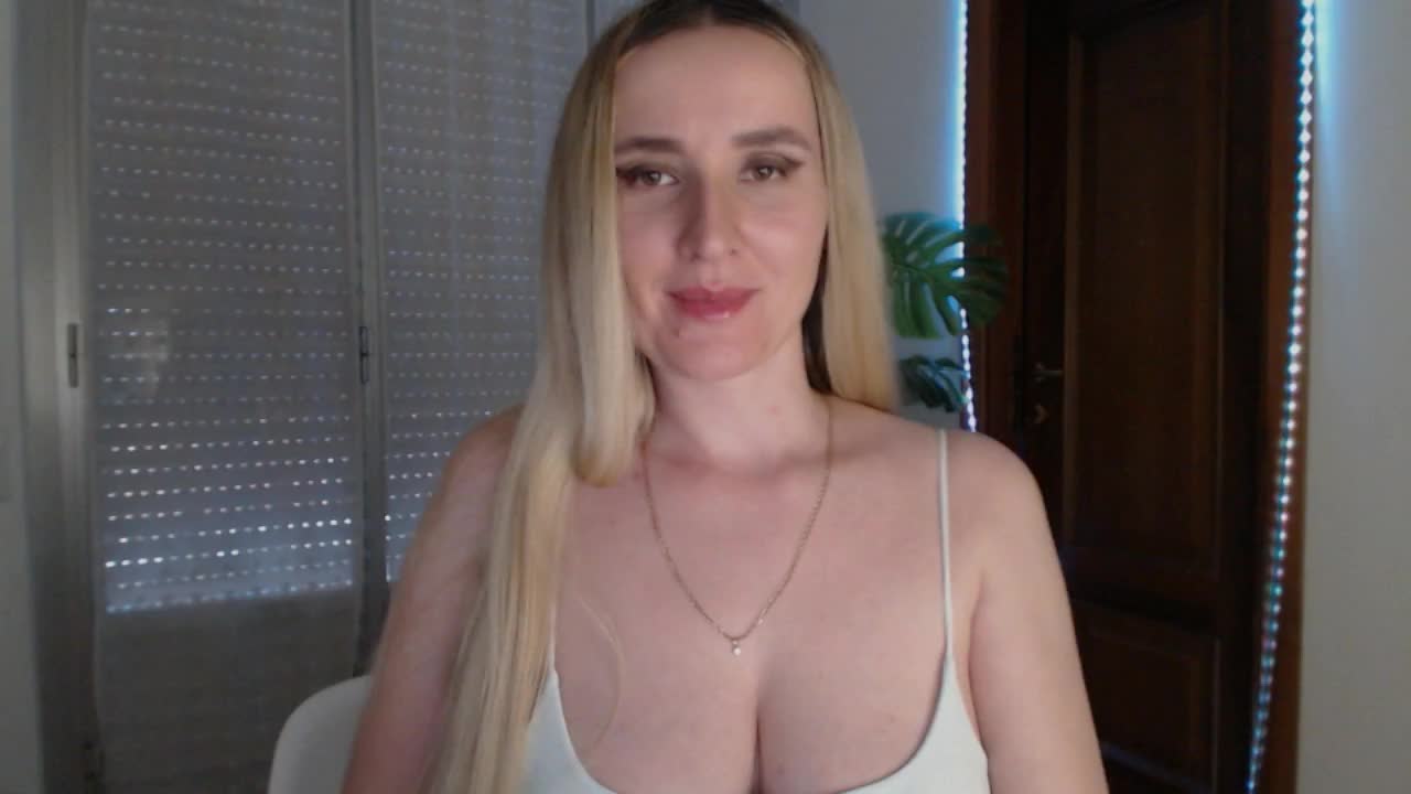 Alina-Lovely Adult Chat July 23, 2025