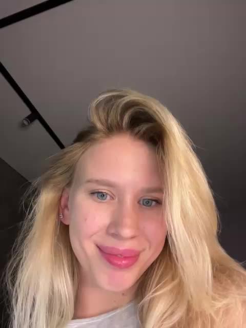 Sunlovv Adult Chat July 31, 2025