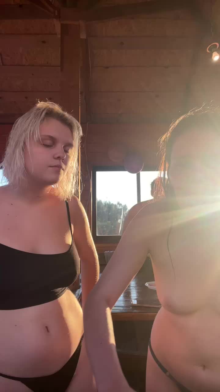 FairyGirls Adult Chat July 31, 2025