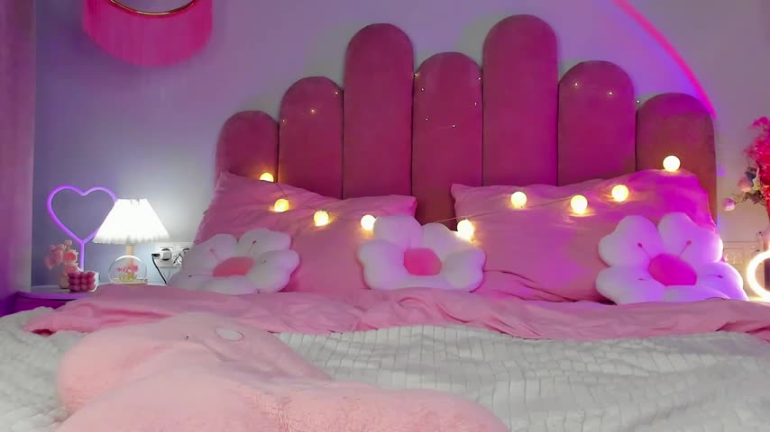 ElsaYoung Adult Chat July 10, 2025