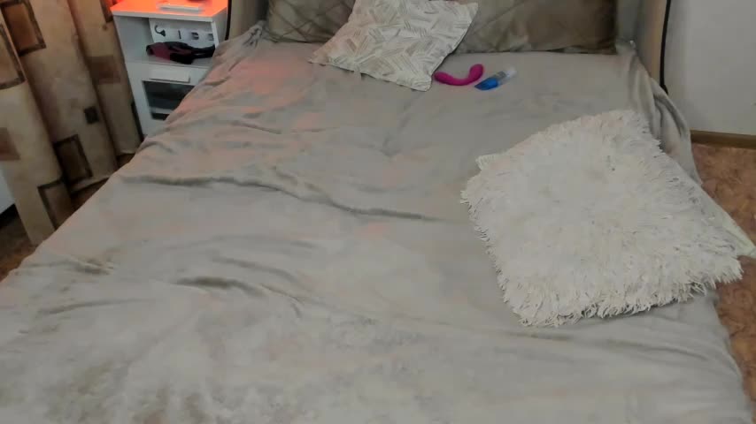 Vivian_Davis Adult Chat July 31, 2025