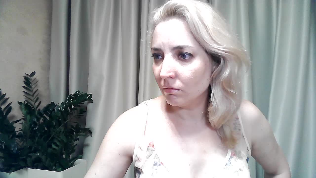 mariska-kiska Adult Chat July 31, 2025