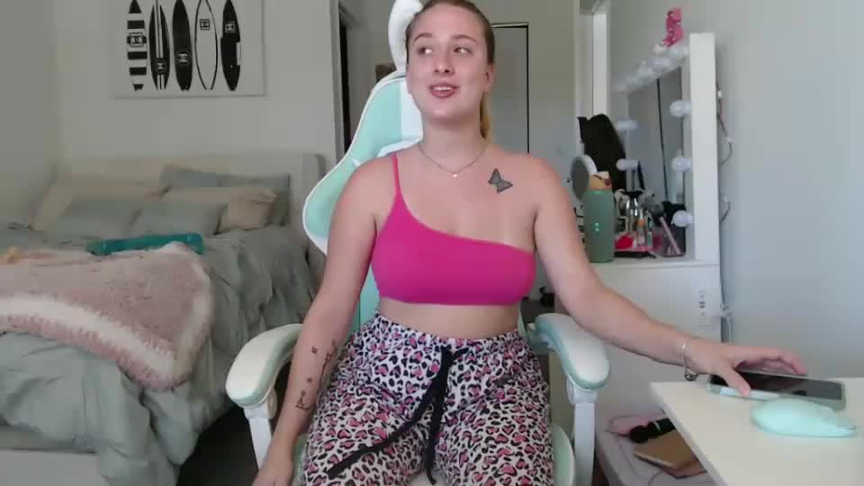 sneakysadie Adult Chat July 31, 2025